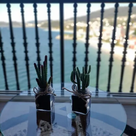 Piso El Acantilado Apartment